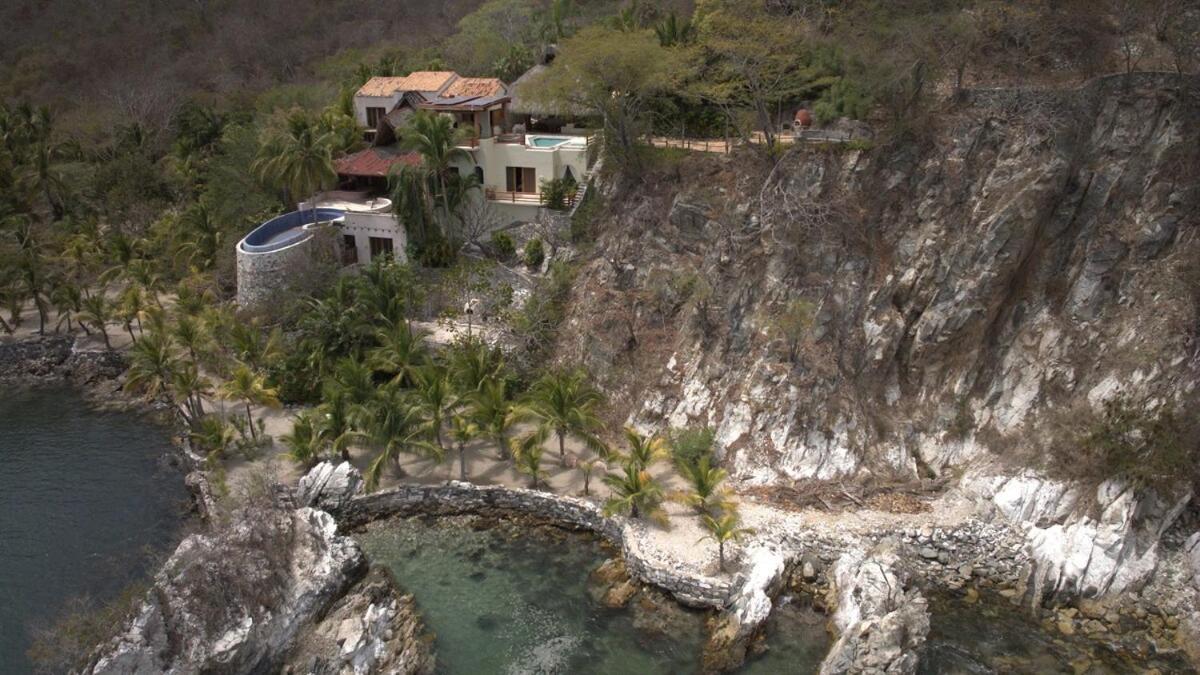 Dream Villa With Private Beach And Catering Сіуатанехо Екстер'єр фото