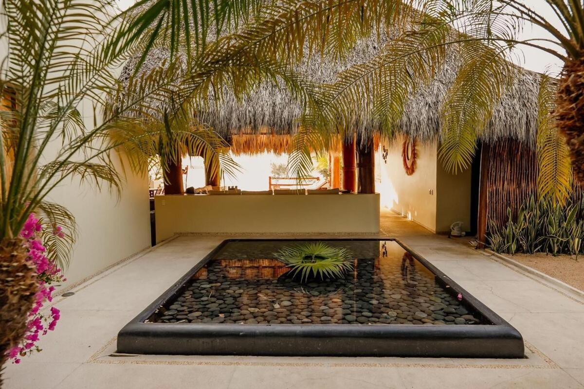 Dream Villa With Private Beach And Catering Сіуатанехо Екстер'єр фото