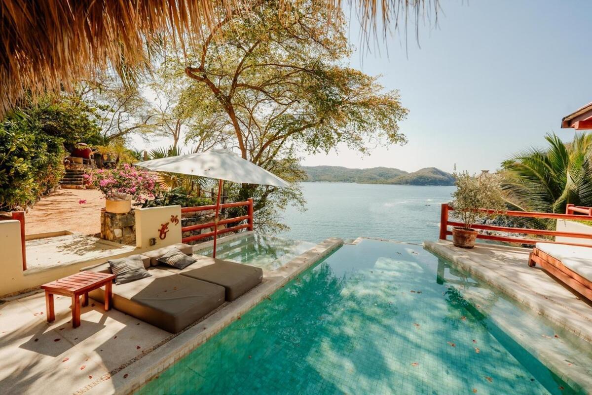 Dream Villa With Private Beach And Catering Сіуатанехо Екстер'єр фото